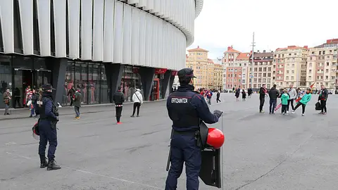 Dispositivo Ertzaintza San Mamés Dispositivo Ertzaintza San Mamés