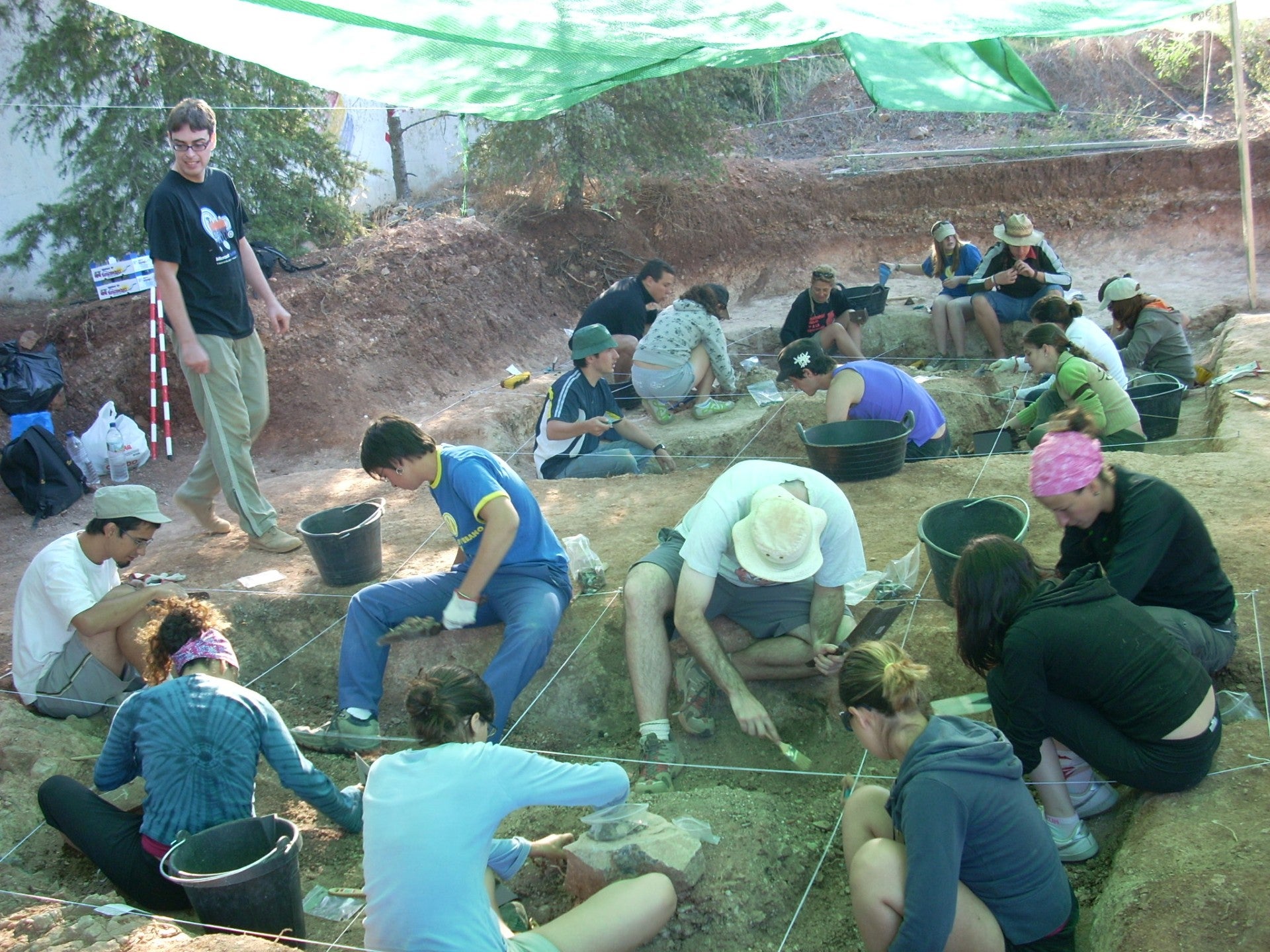 Tres entidades locales extremeñas contarán con ayudas de la Junta para exhumar e identificar víctimas de la Guerra Civil Tres entidades locales extremeñas contarán con ayudas de la Junta para exhumar e identificar víctimas de la Guerra Civil