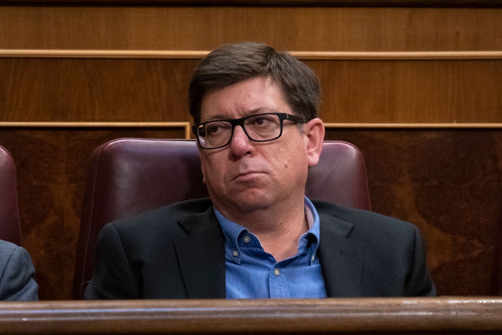 De quién dependía Salazar: esto dicen sus currículums en Moncloa De quién dependía Salazar: esto dicen sus currículums en Moncloa