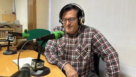 La Legua con Julio César Izquierdo y Oria de Rueda. Especial Árboles Navidad La Legua con Julio César Izquierdo y Oria de Rueda. Especial Árboles Navidad