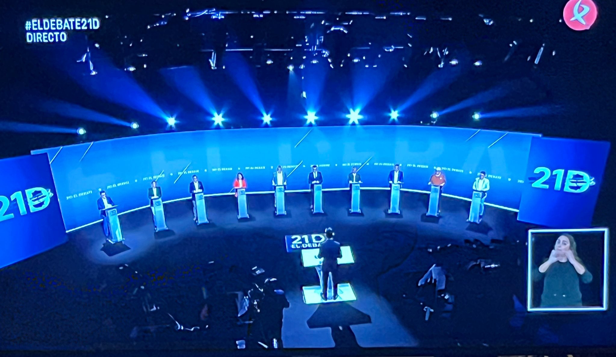 Reproches cruzados, ausencia de pactos, Almaraz, o la situación procesal de Gallardo protagonistas del Debate a 10 del 21D Reproches cruzados, ausencia de pactos, Almaraz, o la situación procesal de Gallardo protagonistas del Debate a 10 del 21D