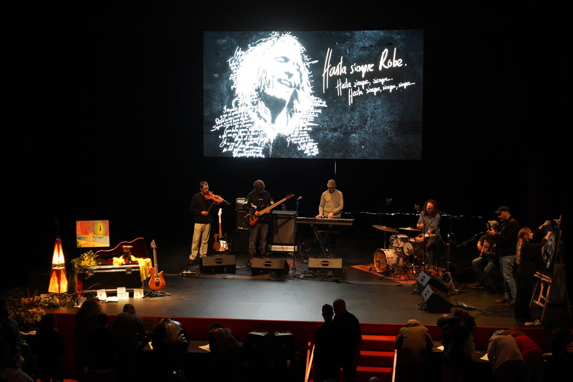 Homenaje a Robe Iniesta en Plasencia Homenaje a Robe Iniesta en Plasencia