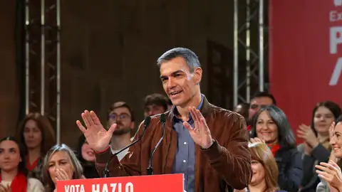 El presidente del Gobierno y secretario general del PSOE, Pedro Sánchez en un acto electoral celebrado en Cáceres El presidente del Gobierno y secretario general del PSOE, Pedro Sánchez en un acto electoral celebrado en Cáceres
