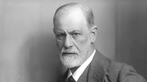 https://es.wikipedia.org/wiki/Sigmund_Freud https://es.wikipedia.org/wiki/Sigmund_Freud