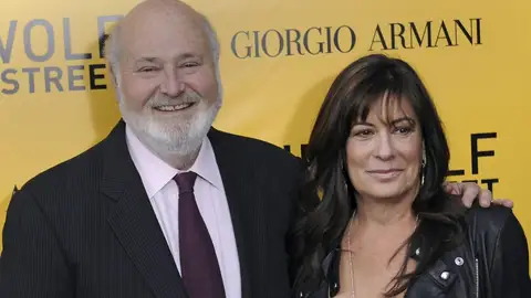 El director Rob Reiner y su esposa, Michelle Singer Hallan muertos al actor y director de cine, Rob Reiner, y a su mujer en su casa de Los Ángeles