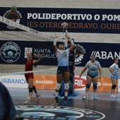 El Aceites Abril Voleyourense se impone al RGC Covadonga por 3-1 en O Pompeo El Aceites Abril Voleyourense se impone al RGC Covadonga por 3-1 en O Pompeo