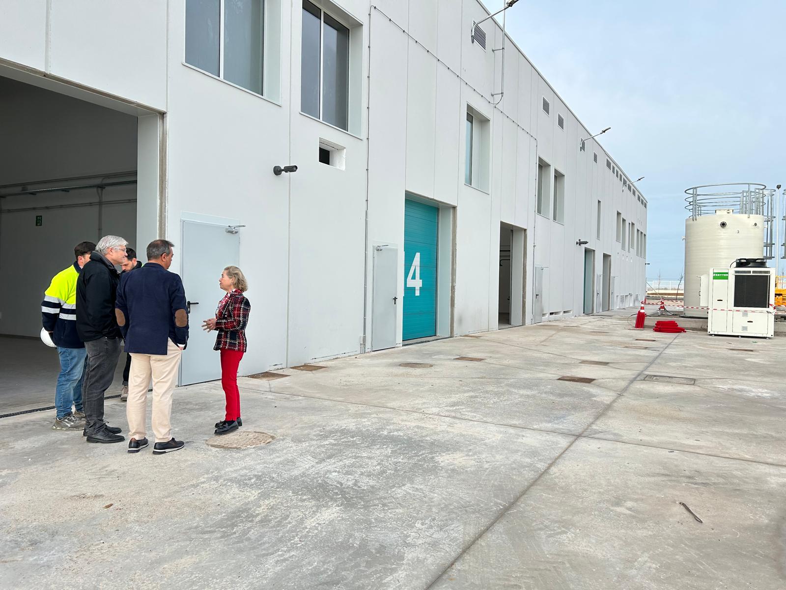 La Junta de Extremadura recepciona la obra de las Plantas Piloto y de Baterías de Flujo del CIIAE La Junta de Extremadura recepciona la obra de las Plantas Piloto y de Baterías de Flujo del CIIAE