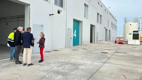 La Junta de Extremadura recepciona la obra de las Plantas Piloto y de Baterías de Flujo del CIIAE La Junta de Extremadura recepciona la obra de las Plantas Piloto y de Baterías de Flujo del CIIAE