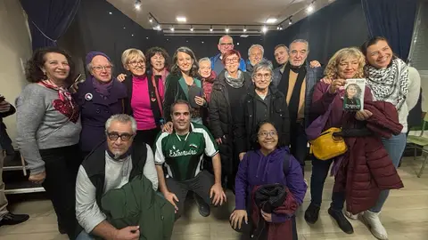 Irene de Miguel plantea un “plan de retorno” para facilitar el regreso a los extremeños “que se han tenido que ir” Irene de Miguel plantea un “plan de retorno” para facilitar el regreso a los extremeños “que se han tenido que ir”