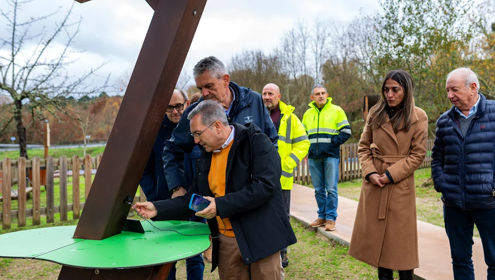 A area recreativa de Cachamuiña “máis inclusiva e segura” cun parque infantil reformado A area recreativa de Cachamuiña “máis inclusiva e segura” cun parque infantil reformado