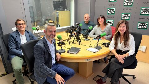 La tertulia de los jueves en M&aacute;s de uno Elche