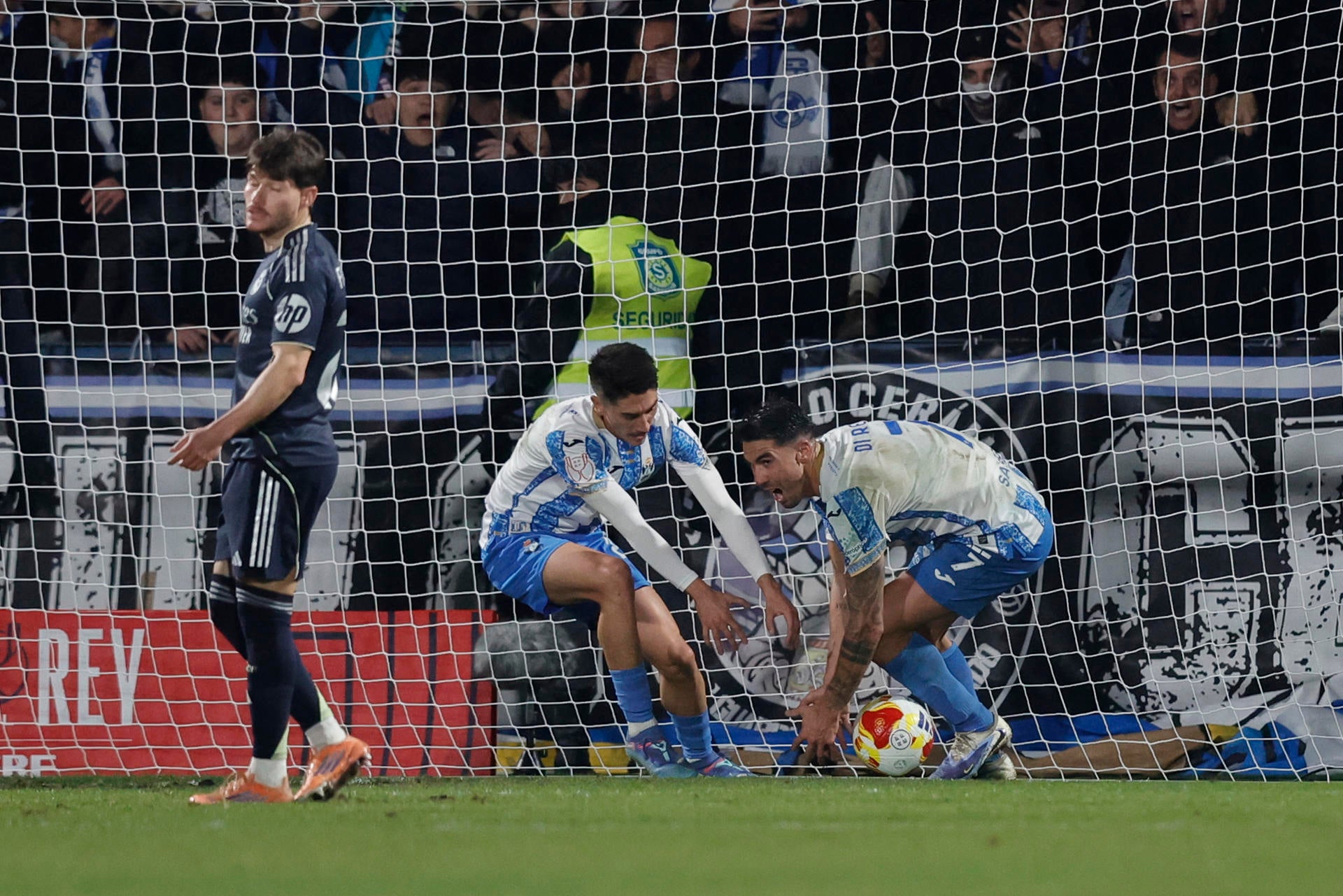 El Talavera hace sufrir al Real Madrid para pasar a octavos de Copa: "Al final había unas esperanzas tremendas" El Talavera hace sufrir al Real Madrid para pasar a octavos de Copa: "Al final había unas esperanzas tremendas"