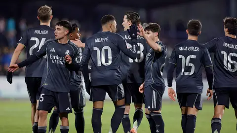 Mbappé y Lunin sostienen al Madrid en Talavera Mbappé y Lunin sostienen al Madrid en Talavera