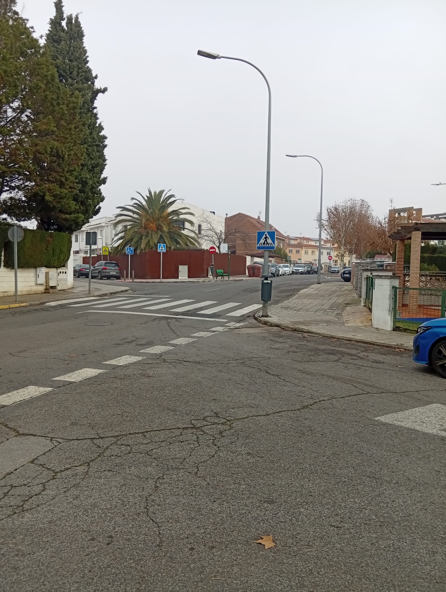 Intranquilidad y miedo entre los vecinos de Los Rosales en Ciudad Real por la reiteración de robos en viviendas y coches Intranquilidad y miedo entre los vecinos de Los Rosales en Ciudad Real por la reiteración de robos en viviendas y coches