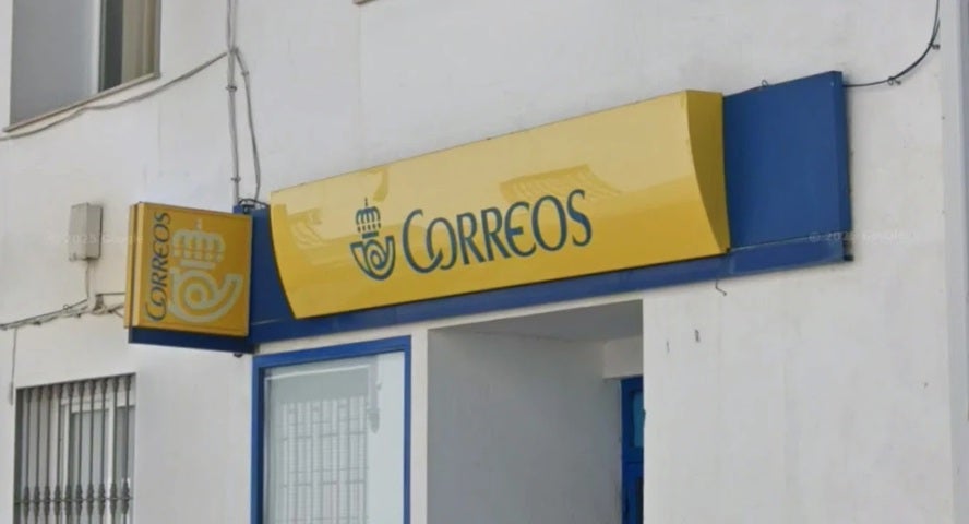 Encuentran quemada la caja fuerte robada con votos y dinero en Fuente de Cantos (Badajoz) Encuentran quemada la caja fuerte robada con votos y dinero en Fuente de Cantos (Badajoz)