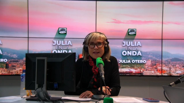 Julia Otero: "Hace diez años murió el bipartidismo, empezó el 'no es no' de Sánchez y el nuevo liderazgo en el PSOE" Julia Otero: "Hace diez años murió el bipartidismo, empezó el 'no es no' de Sánchez y el nuevo liderazgo en el PSOE"