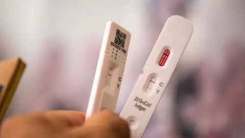 Muestras de test de antígenos, en una fotografía de archivo. Muestras de test de antígenos, en una fotografía de archivo.