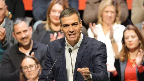Un histórico socialista sentencia a Sánchez como el responsable del fracaso en Extremadura: "Su salvavidas es Vox" Un histórico socialista sentencia a Sánchez como el responsable del fracaso en Extremadura: "Su salvavidas es Vox"