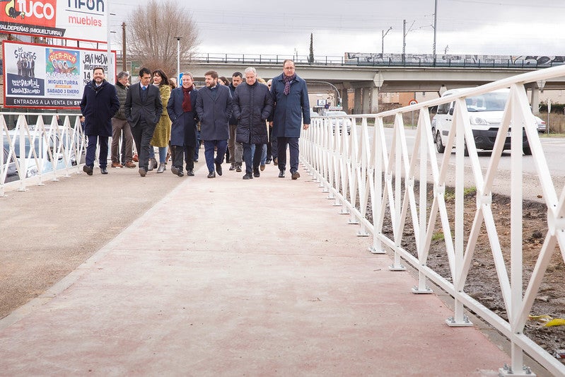 Inaugurada la pasarela ciclopeatonal entre Ciudad Real y Miguelturra Inaugurada la pasarela ciclopeatonal entre Ciudad Real y Miguelturra
