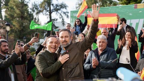 "Gran &eacute;xito socialista" o "su mejor jefe de campa&ntilde;a": PP y PSOE se responsabilizan mutuamente por el crecimiento de Vox