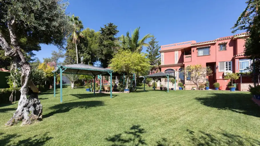 RESIDENCIA EL CARMEN