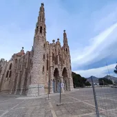 Santuario de Santa María Magdalena de Novelda cerrado. Santuario de Santa María Magdalena de Novelda cerrado.