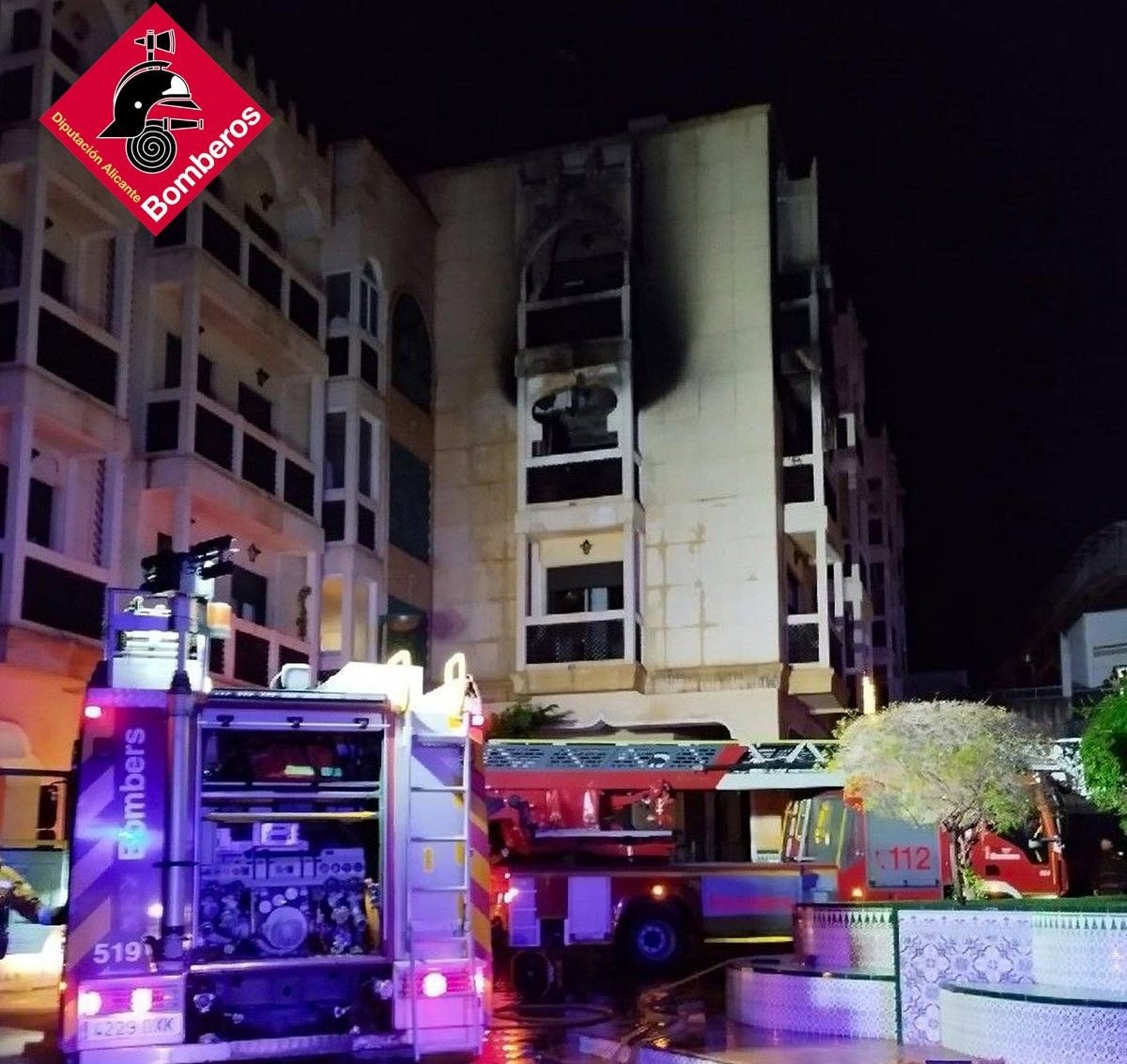 El hombre detenido tras el incendio de Crevillent del lunes ingresa en prisión y queda investigado por delitos de incendio, asesinato y lesiones El hombre detenido tras el incendio de Crevillent del lunes ingresa en prisión y queda investigado por delitos de incendio, asesinato y lesiones