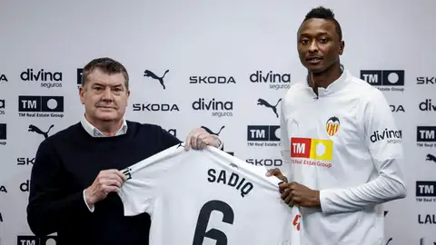 Sadiq: “Corberán puede darme el impulso para sacar lo mejor de mí” Sadiq: “Corberán puede darme el impulso para sacar lo mejor de mí”