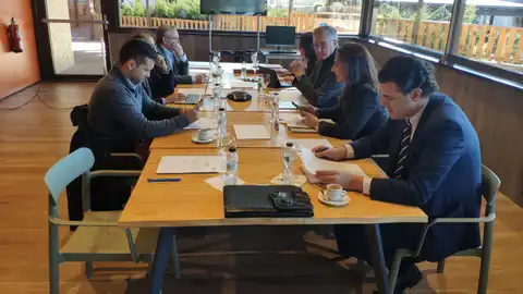 Reunión del consejo de administración de Dinópolis DINOPOLIS