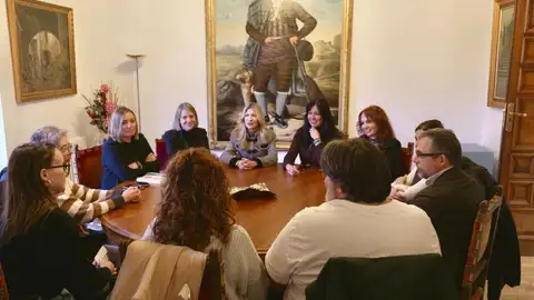 300.000 euros para las empresas oscenses afectadas por el desalojo de Santa Clara 300.000 euros para las empresas oscenses afectadas por el desalojo de Santa Clara