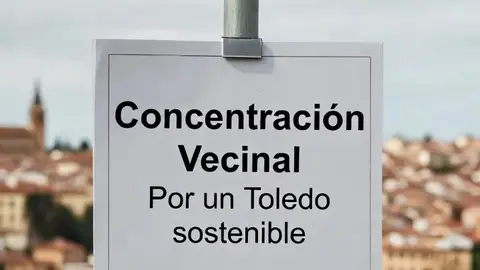 Nueva concentración vecina en el casco 'por un Toledo sostenible' Nueva concentración vecina en el casco 'por un Toledo sostenible'