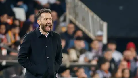 Corberán: “Sufro viendo al Valencia donde está, siento rabia” Corberán: “Sufro viendo al Valencia donde está, siento rabia”