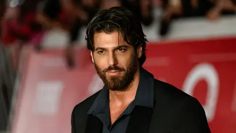 Actor turco Can Yaman en una foto de archivo. Actor turco Can Yaman en una foto de archivo.