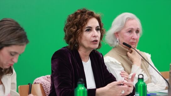 La secretaria general del PSOE-A, Mar&iacute;a Jes&uacute;s Montero, durante la reuni&oacute;n de la Interparlamentaria regional socialista