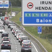 Imagen de archivo de retenciones en la frontera con Francia Imagen de archivo de retenciones en la frontera con Francia