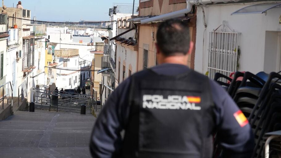 La policía saca al hombre atrincherado