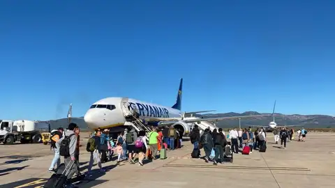 El aeropuerto de Castellón logra superar los 318.000 pasajeros y el récord de operaciones en 2025 El aeropuerto de Castellón logra superar los 318.000 pasajeros y el récord de operaciones en 2025