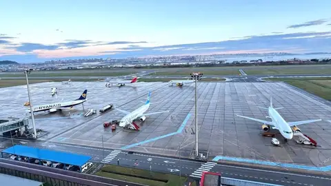 Aeropuerto Seve Ballesteros Aeropuerto Seve Ballesteros