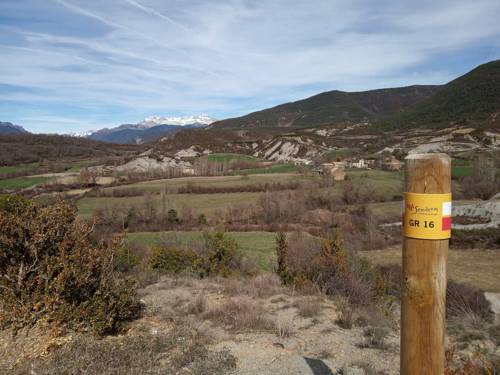Los voluntarios mantienen más de 600 kilómetros de senderos turísticos en Aragón Los voluntarios mantienen más de 600 kilómetros de senderos turísticos en Aragón