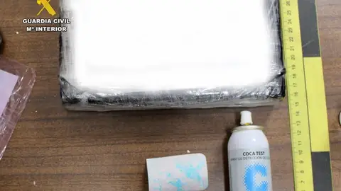 En prisión un varón por llevar 1 kilo de cocaína en su coche, conducir drogado y sin carnet en Valle del Alagón En prisión un varón por llevar 1 kilo de cocaína en su coche, conducir drogado y sin carnet en Valle del Alagón