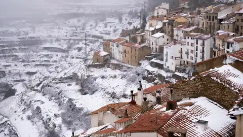 Imagen de archivo del municipio castellonense de Ares del Maestrat (Castellón) cubierto de nieve. Imagen de archivo del municipio castellonense de Ares del Maestrat (Castellón) cubierto de nieve.