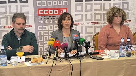 Esther Serrano durante la rueda de prensa