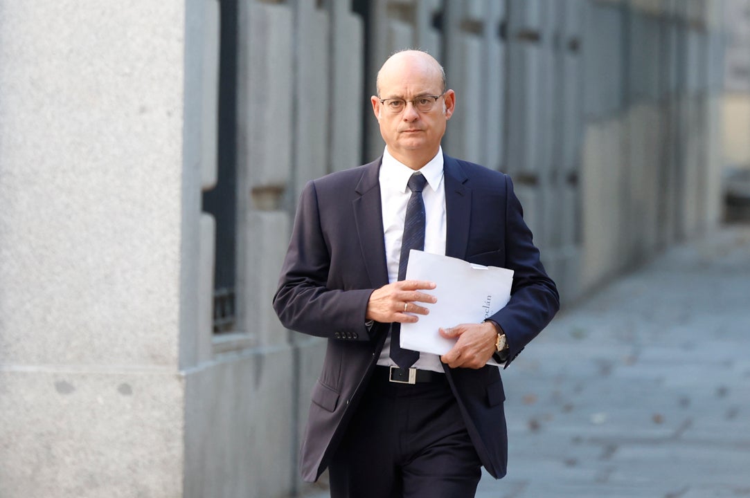 Julio Iglesias encarga su defensa a José Antonio Choclán, el abogado de Víctor de Aldama Julio Iglesias encarga su defensa a José Antonio Choclán, el abogado de Víctor de Aldama