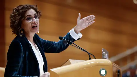 La ministra de Hacienda, María Jesús Montero, en el Senado La ministra de Hacienda, María Jesús Montero, en el Senado