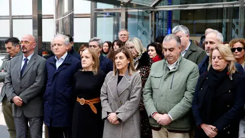 El Gobierno de Cantabria traslada su pesar y solidaridad a las víctimas del accidente ferroviario y al pueblo andaluz El Gobierno de Cantabria traslada su pesar y solidaridad a las víctimas del accidente ferroviario y al pueblo andaluz