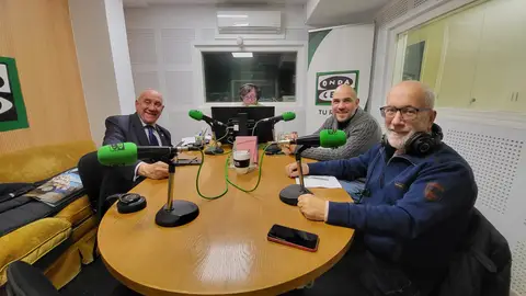 Tertulianos de Onda Cero Ourense Tertulianos de Onda Cero Ourense