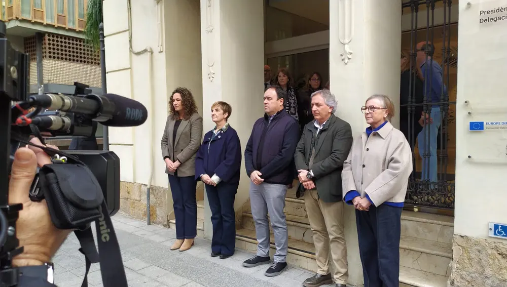 En el centro, el president de la Generalitat En el centro, el president de la Generalitat