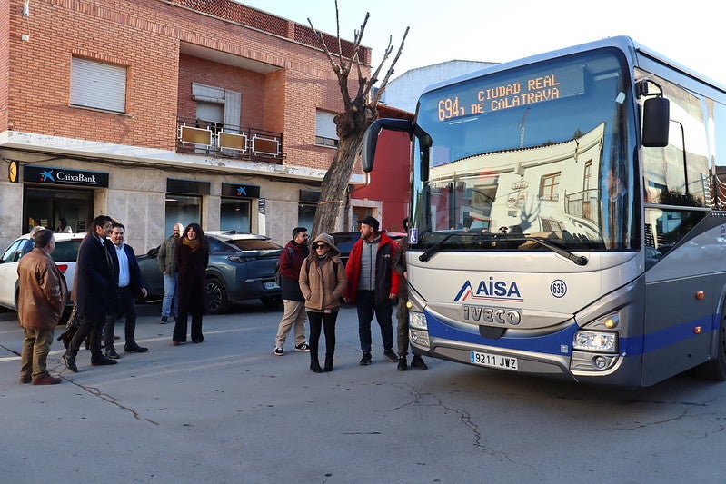 En marcha el programa Astra en Pozuelo de Calatrava para adaptar el transporte a las necesidades reales de la población En marcha el programa Astra en Pozuelo de Calatrava para adaptar el transporte a las necesidades reales de la población