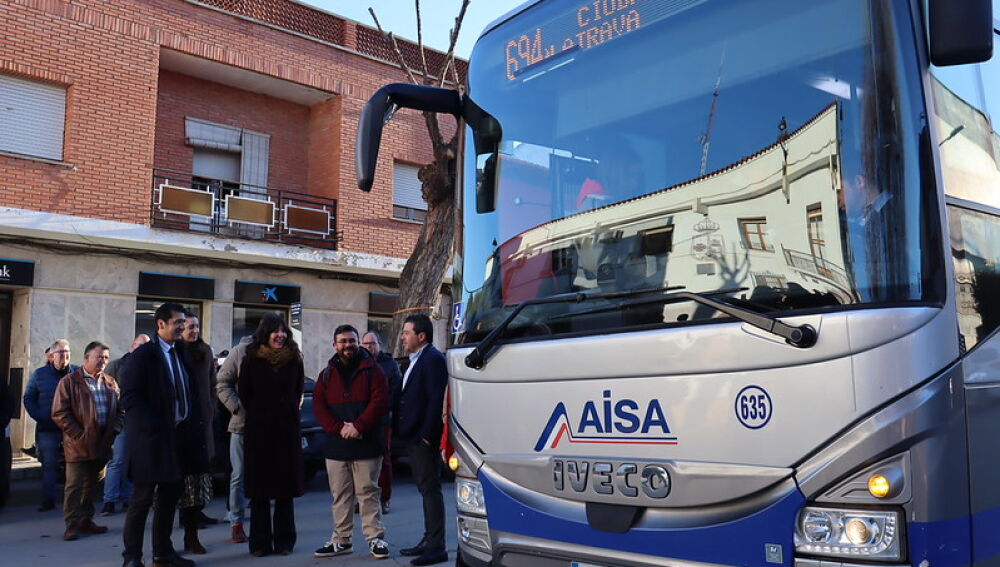 Autobús del programa Astra en Pozuelo