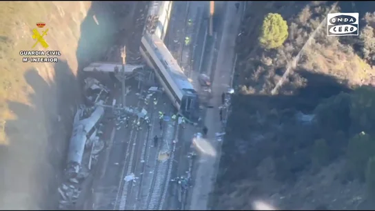 El vídeo de la Guardia Civil con las imágenes aéreas del accidente de tren en Córdoba El vídeo de la Guardia Civil con las imágenes aéreas del accidente de tren en Córdoba